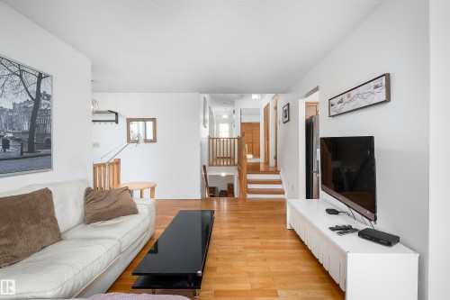 1303 35 Street, Edmonton, AB - Indoor Photo Showing Other Room