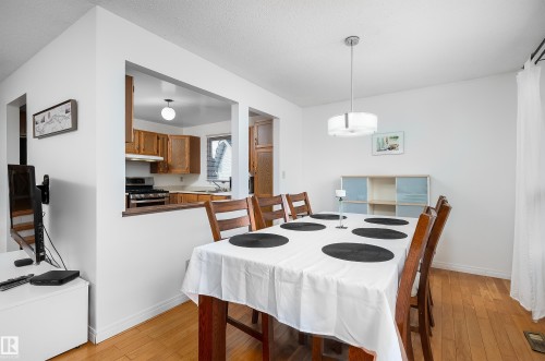 1303 35 Street, Edmonton, AB - Indoor Photo Showing Dining Room