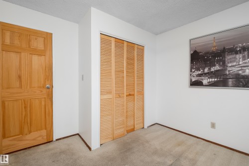 1303 35 Street, Edmonton, AB - Indoor Photo Showing Other Room