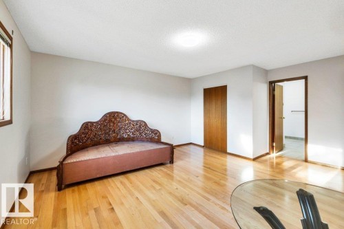 706 Burley Drive, Edmonton, AB - Indoor