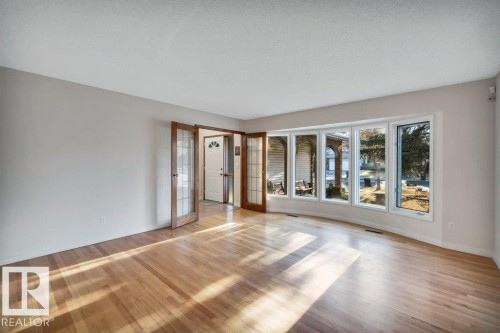 706 Burley Drive, Edmonton, AB - Indoor Photo Showing Other Room