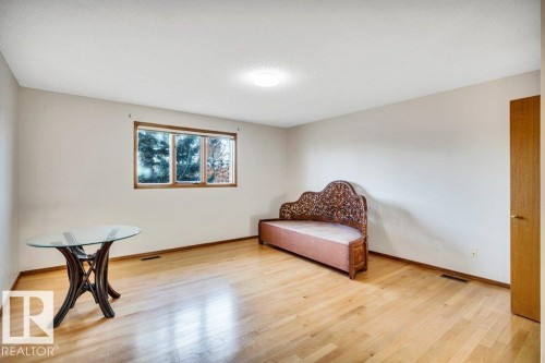 706 Burley Drive, Edmonton, AB - Indoor