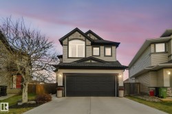 9543 221 Street  Edmonton, AB T5T 4A8