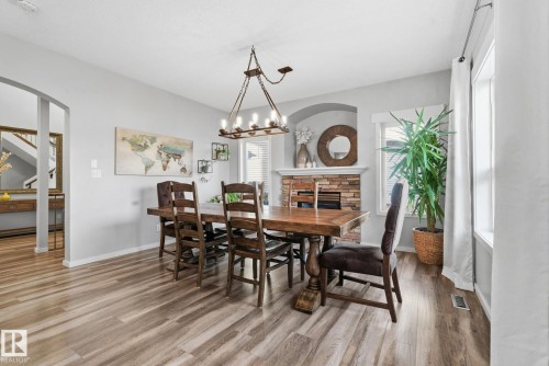 9543 221 Street, Edmonton, AB - Indoor Photo Showing Dining Room