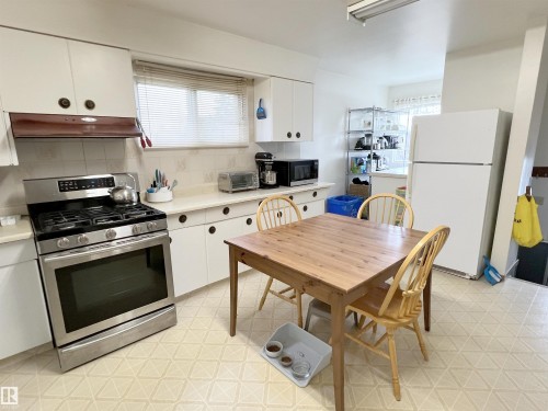 4944 48 Avenue, Bon Accord, AB - Indoor Photo Showing Kitchen