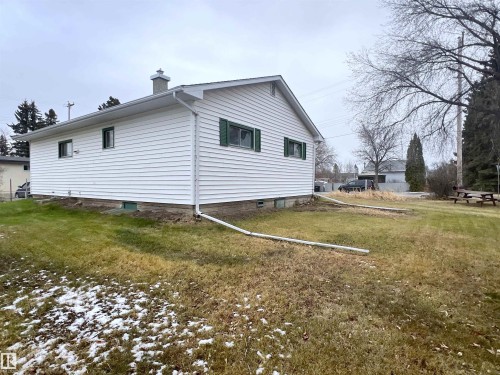 4944 48 Avenue, Bon Accord, AB - Outdoor