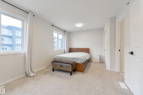 17648 62 Street, Edmonton, AB - Indoor Photo Showing Bedroom