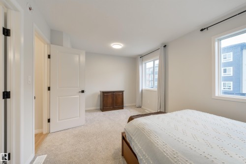 17648 62 Street, Edmonton, AB - Indoor Photo Showing Bedroom