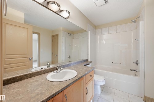 1610 Haswell Court, Edmonton, AB - Indoor Photo Showing Bathroom