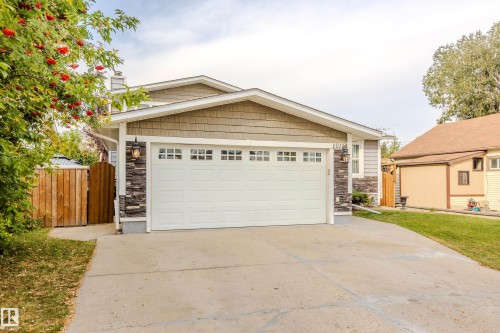 10114 102 Avenue, Morinville, AB - Outdoor