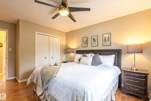 10114 102 Avenue, Morinville, AB - Indoor Photo Showing Bedroom