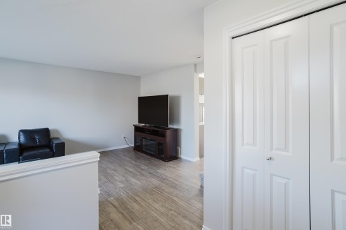 9019 219 Street, Edmonton, AB - Indoor