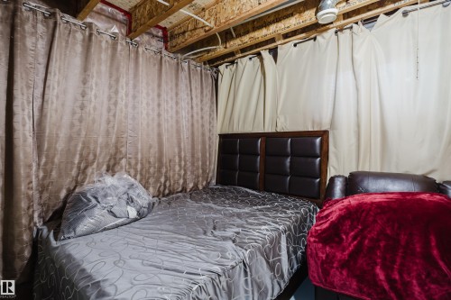 9019 219 Street, Edmonton, AB - Indoor Photo Showing Bedroom