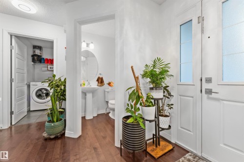 4449 6A Street, Edmonton, AB - Indoor Photo Showing Other Room