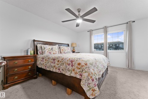 4449 6A Street, Edmonton, AB - Indoor Photo Showing Bedroom