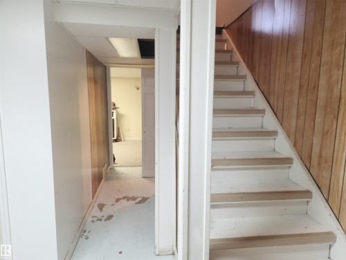 162 Abbottsfield Road, Edmonton, AB - Indoor Photo Showing Other Room