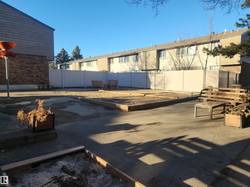 162 Abbottsfield Road, Edmonton, AB - Outdoor