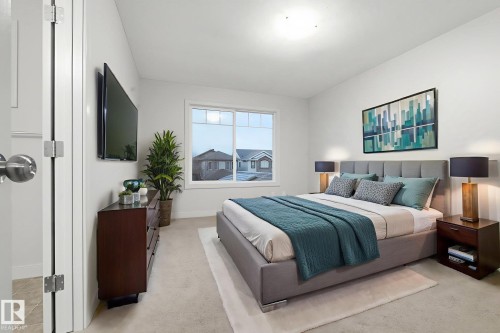 17365 8A Avenue, Edmonton, AB - Indoor Photo Showing Bedroom