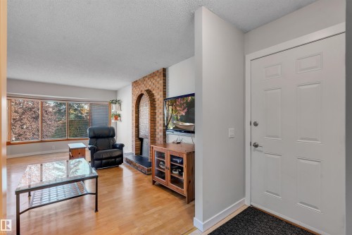232 Ranchview Place Nw, Calgary, AB - Indoor