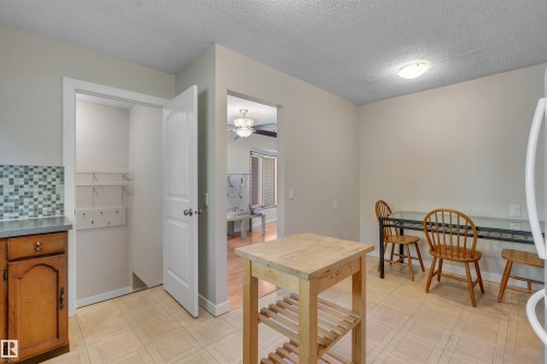 232 Ranchview Place Nw, Calgary, AB - Indoor Photo Showing Other Room