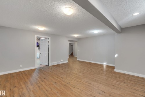 232 Ranchview Place Nw, Calgary, AB - Indoor Photo Showing Other Room
