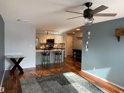 230 592 Hooke Road, Edmonton, AB - Indoor