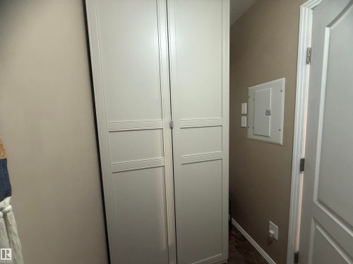 230 592 Hooke Road, Edmonton, AB - Indoor Photo Showing Other Room