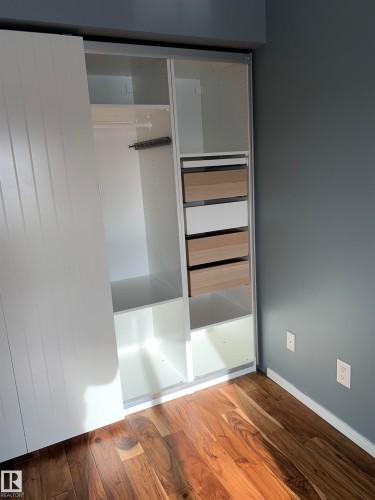 230 592 Hooke Road, Edmonton, AB - Indoor Photo Showing Other Room