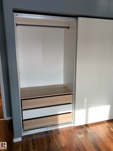 230 592 Hooke Road, Edmonton, AB - Indoor Photo Showing Other Room