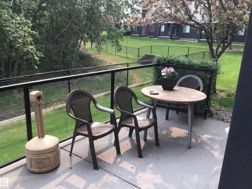 230 592 Hooke Road, Edmonton, AB - Outdoor