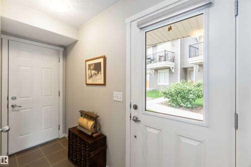 154 603 Watt Boulevard Sw, Edmonton, AB - Indoor Photo Showing Other Room