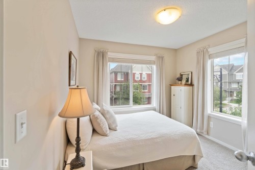 154 603 Watt Boulevard Sw, Edmonton, AB - Indoor Photo Showing Bedroom