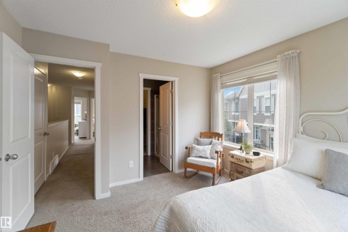 154 603 Watt Boulevard Sw, Edmonton, AB - Indoor Photo Showing Bedroom