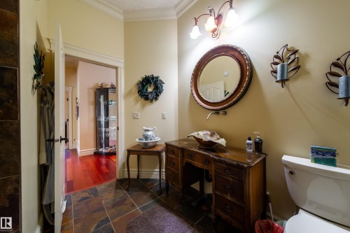 2A Silver Beach Road, Rural Wetaskiwin County, AB - Indoor