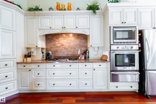 2A Silver Beach Road, Rural Wetaskiwin County, AB - Indoor Photo Showing Kitchen