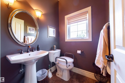 2A Silver Beach Road, Rural Wetaskiwin County, AB - Indoor Photo Showing Bathroom
