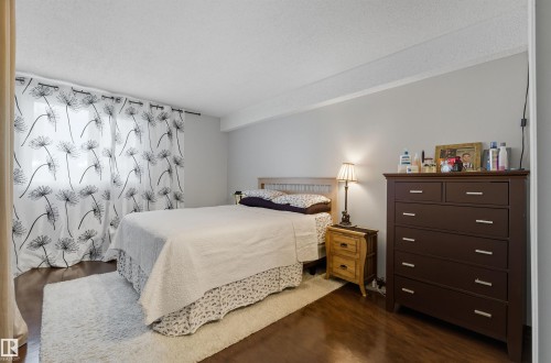 602 9929 113 Street, Edmonton, AB - Indoor Photo Showing Bedroom
