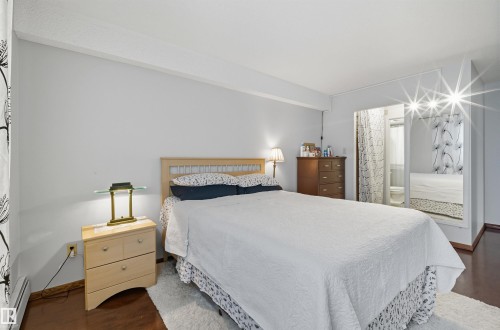 602 9929 113 Street, Edmonton, AB - Indoor Photo Showing Bedroom