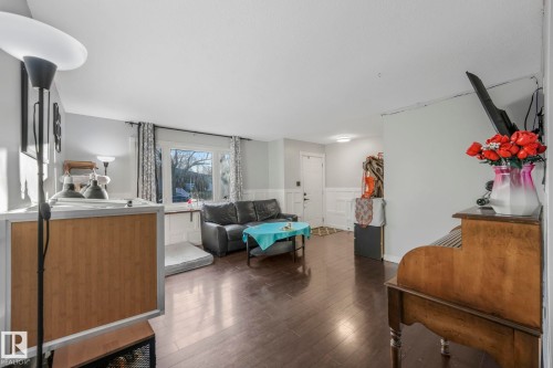 5924 152A Avenue, Edmonton, AB - Indoor