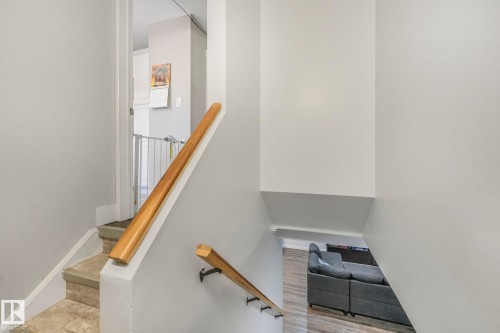 5924 152A Avenue, Edmonton, AB - Indoor Photo Showing Other Room