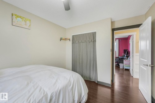 5924 152A Avenue, Edmonton, AB - Indoor Photo Showing Bedroom
