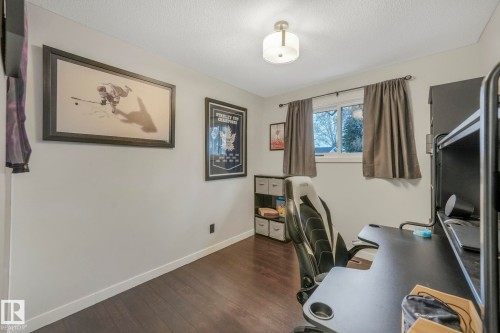 5924 152A Avenue, Edmonton, AB - Indoor Photo Showing Office