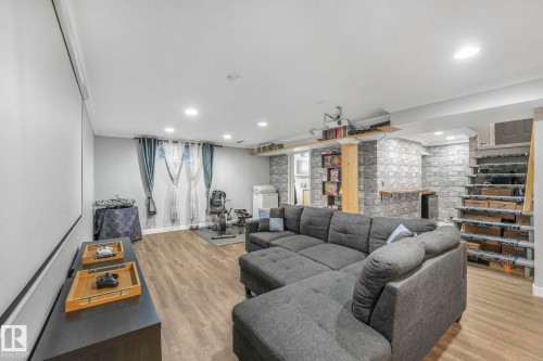 5924 152A Avenue, Edmonton, AB - Indoor