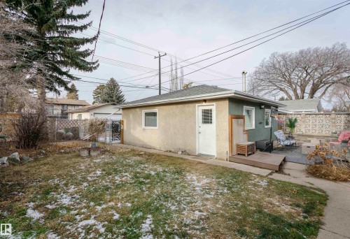 8412 71 Street, Edmonton, AB - Outdoor