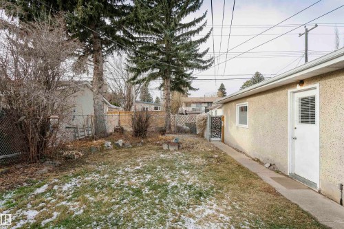 8412 71 Street, Edmonton, AB - Outdoor