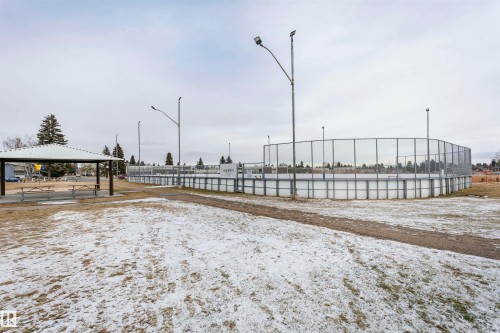 8412 71 Street, Edmonton, AB - Outdoor With View