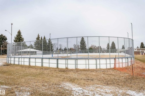 8412 71 Street, Edmonton, AB - Outdoor