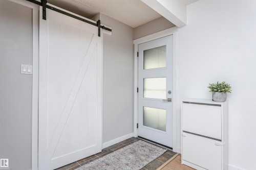 8412 71 Street, Edmonton, AB - Indoor Photo Showing Other Room