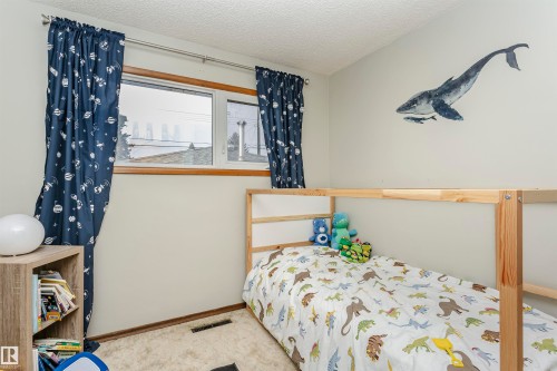 8412 71 Street, Edmonton, AB - Indoor Photo Showing Bedroom
