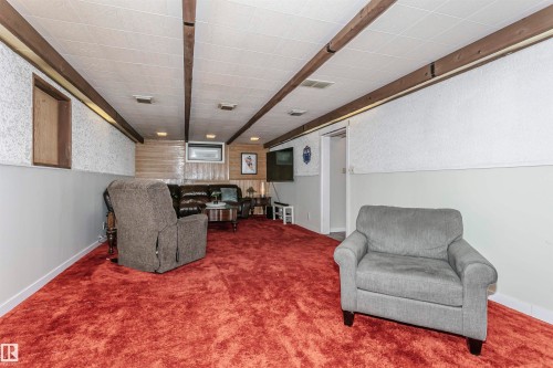 8412 71 Street, Edmonton, AB - Indoor Photo Showing Other Room